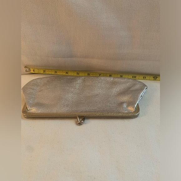 Vintage 1960’s Silver Clutch Bag - Picture 4 of 4